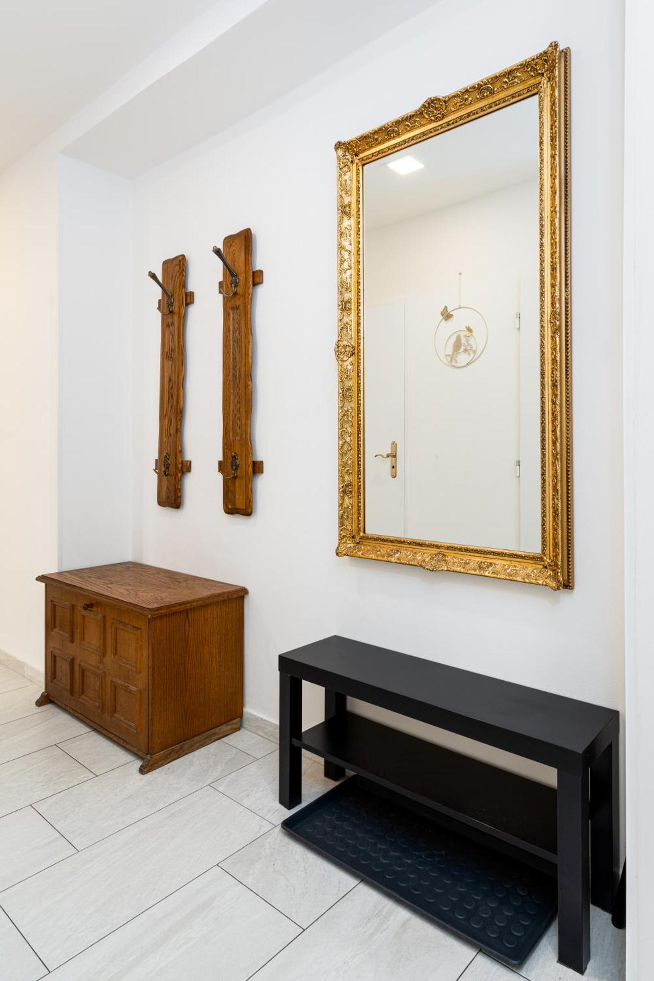 Kingdom Of 3 Roses Appartement Praag Buitenkant foto